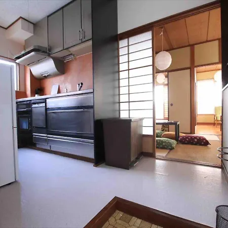 Goraku Shinfu-Kae Apartment Osaka Exterior photo