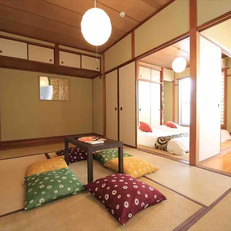 Goraku Shinfu-Kae Apartment Osaka Exterior photo